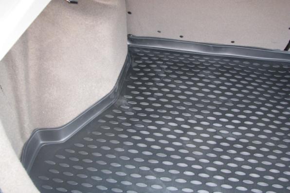 Ковер багажника Toyota Hilux 2011-2015 полиуретан черный Новлайн