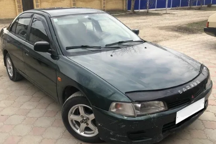 Дефлектор капота (мухобойка) Mitsubishi Lancer 1997–2003 (Митсубиши Лансер) Вип Тюнинг